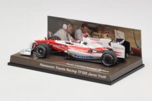 Toyota TF109 Panasonic Toyota Racing #9 J. Trulli F1 2009 Minichamps 1:43 AM62130 Kov – obrázek 3 z 5