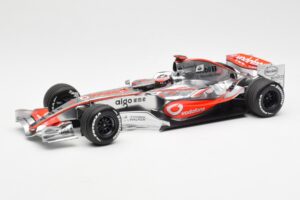 McLaren MP4-22 Mercedes #1 F. Alonso Showcar 2007 Minichamps 1:18 533071871 Kov