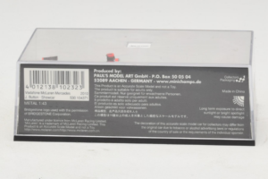 Vodafone McLaren Mercedes MP4-25 J. Button F1 Showcar 2010 Minichamps 1:43 530104371 Kov – obrázek 4 z 5
