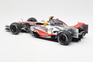 McLaren MP4-22 Mercedes #2 L. Hamilton 2007 Dealer Edition Minichamps 1:18 530071802 Kov – obrázek 5 z 6
