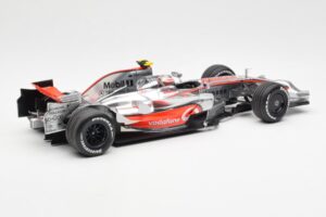 McLaren MP4-23 Mercedes #23 H. Kovalainen 2008 Minichamps 1:18 530081823 Kov – obrázek 2 z 6