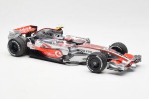 McLaren MP4-23 Mercedes #23 H. Kovalainen 2008 Minichamps 1:18 530081823 Kov – obrázek 4 z 6