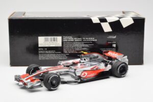 McLaren MP4-23 Mercedes #23 H. Kovalainen 2008 Minichamps 1:18 530081823 Kov – obrázek 6 z 6