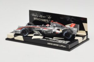 Dallara F303 N. Piquet British F3 Championship 2003 Minichamps 1:43 400030333 Kov – obrázek 3 z 5