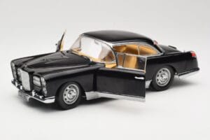 Facel Vega HK500 Černý Sun Star 1:18 3751 Kov – obrázek 2 z 8