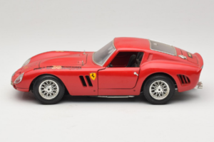 Ferrari 250 GTO Červený Bburago 1:18 B003 Kov – obrázek 4 z 8