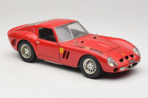 Ferrari 250 GTO Červený Bburago 1:18 B003 Kov – obrázek 6 z 8