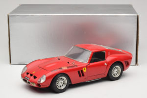 Ferrari 250 GTO Červený Bburago 1:18 B003 Kov – obrázek 8 z 8