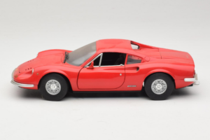 Ferrari Dino 246 GT Červený Anson 1:18 303597 Kov – obrázek 4 z 8