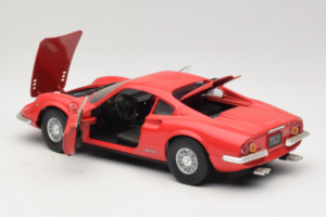Ferrari Dino 246 GT Červený Anson 1:18 303597 Kov – obrázek 5 z 8