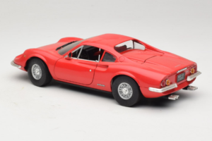Ferrari Dino 246 GT Červený Anson 1:18 303597 Kov – obrázek 7 z 8