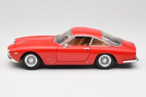 Ferrari 250 GT Berlinetta SWB Červený Hot Wheels 1:18 B6053 Kov – obrázek 4 z 8