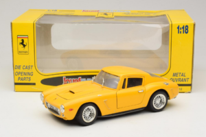 Ferrari 250 GT Berlinetta Žlutý Jouef Evolution 1:18 301200 Kov – obrázek 8 z 8