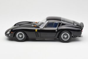 Ferrari 250 GTO Černý Kyosho 1:18 08431BK Kov – obrázek 4 z 8