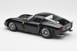 Ferrari 250 GTO Černý Kyosho 1:18 08431BK Kov – obrázek 7 z 8