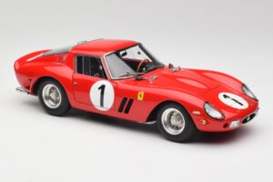 Ferrari 250 GTO #1 P. Rodriguez / W. Mairesse Paris 1000km 1962 CMC 1:18 M-254 Kov – obrázek 4 z 6