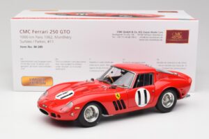 Ferrari 250 GTO #11 J. Surtees / M. Parkes Paris 1000km 1962 CMC 1:18 M-249 Kov – obrázek 6 z 6