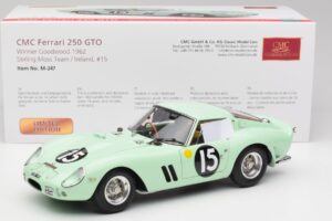 Ferrari 250 GTO #15 S. Moss / G. Hill Goodwood 1962 CMC 1:18 M-247 Kov – obrázek 6 z 6