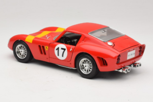 Ferrari 250 GTO #17 Bburago Sammlerborse Červený Bburago 1:18 3007-P1 Kov – obrázek 7 z 8