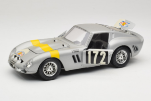 Ferrari 250 GTO #172 L. Bianchi / G. Berger Tour de France 1962 Stříbrný Limitovaná Edice Bburago 1:18 3011-S1 Kov – obrázek 2 z 8