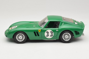 Ferrari 250 GTO #33 Zelený Bburago 1:18 3011-G1 Kov – obrázek 4 z 8