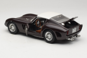Ferrari 250 GTO #86 Černý Bburago 1:18 3011-B1 Kov – obrázek 5 z 8