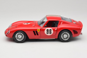 Ferrari 250 GTO #96 Červený 1962 Bburago 1:18 3011-N1 Kov – obrázek 4 z 8