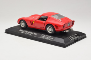 Ferrari 250 GTO Červený Replacement Stand Exclusive Cars 1:18 EC005 Kov – obrázek 7 z 8