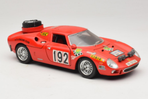 Ferrari 250 LM #192 Červený 1965 Bburago 1:18 3033-P1 Kov – obrázek 6 z 8