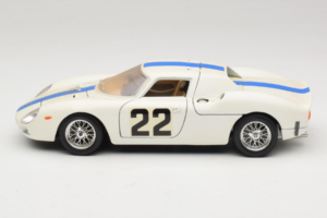 Ferrari 250 LM #22 Bílý 1965 Bburago 1:18 3333-W1 Kov – obrázek 4 z 8
