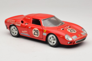 Ferrari 250 LM #29 Owens / Jones Monza 1992 Limitovaná Edice Bburago 1:18 3033-P3 Kov – obrázek 6 z 8