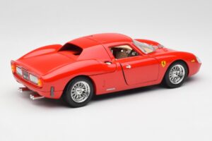Ferrari 250 Le Mans Červený Bburago 1:18 3033 Kov – obrázek 3 z 8