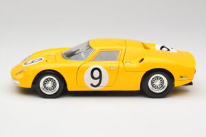Ferrari 250 LM #21 M. Gregory / J. Rindt NART 24 Hours of Le Mans Winner 1965 Hot Wheels 1:18 25729 Kov – obrázek 4 z 8