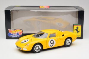 Ferrari 250 LM #21 M. Gregory / J. Rindt NART 24 Hours of Le Mans Winner 1965 Hot Wheels 1:18 25729 Kov – obrázek 8 z 8