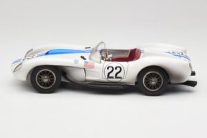Ferrari 250 Testa Rossa #22 P. Hill / O. Gendebien 24 Hours of Le Mans 1958 Hot Wheels 1:18 29755 Kov – obrázek 4 z 8