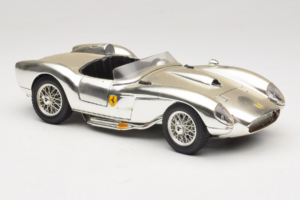 Ferrari 250 Testa Rossa Chrome Stříbrný Bburago 1:18 3007-C1 Kov – obrázek 6 z 8