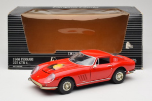 Ferrari 275 GTB/4 Červený S Palmou na Kapotě ERTL 1:18 7483-P1 Kov – obrázek 8 z 8