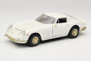 Ferrari 275 GTB/4 Bílý ERTL 1:18 7493 Kov