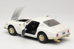 Ferrari 275 GTB/4 Bílý ERTL 1:18 7493 Kov – obrázek 5 z 8
