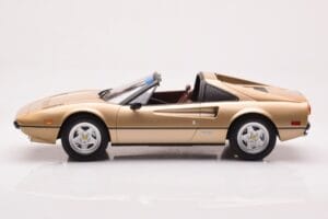 Ferrari 308 GTS Zlatý Limitovaná Edice Norev 1:18 187932 Kov – obrázek 3 z 6