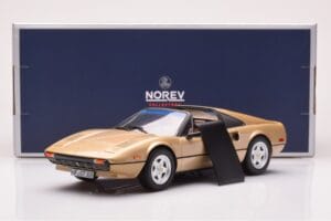 Ferrari 308 GTS Zlatý Limitovaná Edice Norev 1:18 187932 Kov – obrázek 6 z 6