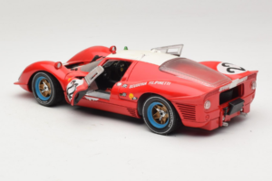 Ferrari 330 P4 #22 Scuderia Filipinetti Poor Condition 1967 Revell 1:18 48825-P1 Kov – obrázek 5 z 8