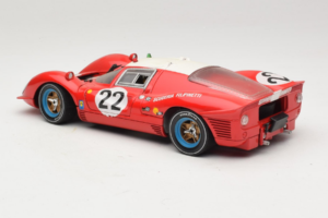 Ferrari 330 P4 #22 Scuderia Filipinetti Poor Condition 1967 Revell 1:18 48825-P1 Kov – obrázek 7 z 8
