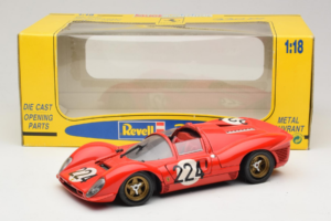 Ferrari 330 P4 #224 Červený 1967 Revell 1:18 48825-P2 Kov – obrázek 7 z 7