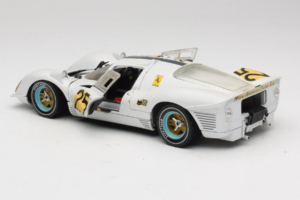 Ferrari 330 P4 #25 Bílý Revell 1:18 48845 Kov – obrázek 5 z 8