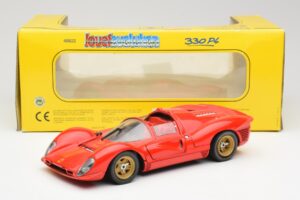 Ferrari 330 P4 Červený 1967 Revell 1:18 48822 Kov – obrázek 8 z 8
