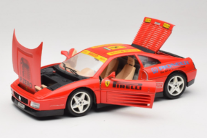 Ferrari 348tb Pirelli Červený Bburago 1:18 3039-P2 Kov – obrázek 2 z 8