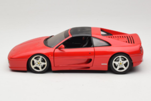Ferrari F355 GTS Červený UT Models 1:18 22111 Kov – obrázek 4 z 8
