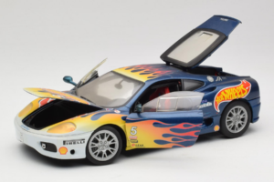 Ferrari 360 Modena Challenge #5 Hot Wheels Purple Fire Livery 1999 Bburago 1:18 29619 Kov – obrázek 2 z 8