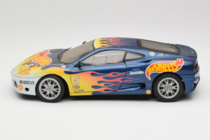 Ferrari 360 Modena Challenge #5 Hot Wheels Purple Fire Livery 1999 Bburago 1:18 29619 Kov – obrázek 4 z 8